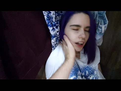 ❤️ Нашел сестренку в шкафу и помог кончить ❤️❌ Порно вк на xxxomg.ru ️❤